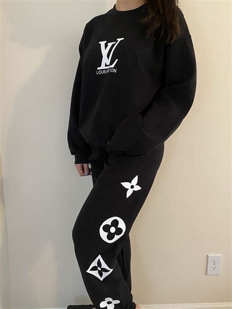 sweter louis vuitton|louis vuitton sweatsuit women.